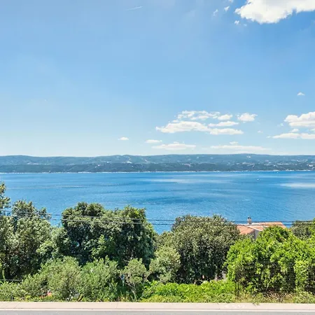 Heavenly Dream House With Pool 3* Stanici