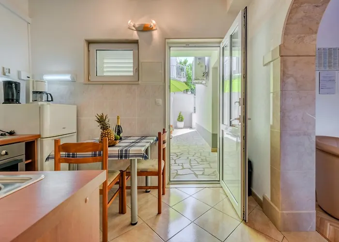 Heavenly Dream House With Pool 3* Stanici