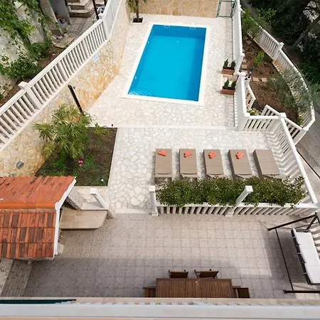 Heavenly Dream House With Pool Guest house