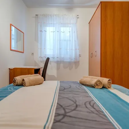 Heavenly Dream House With Pool Guest house Stanici